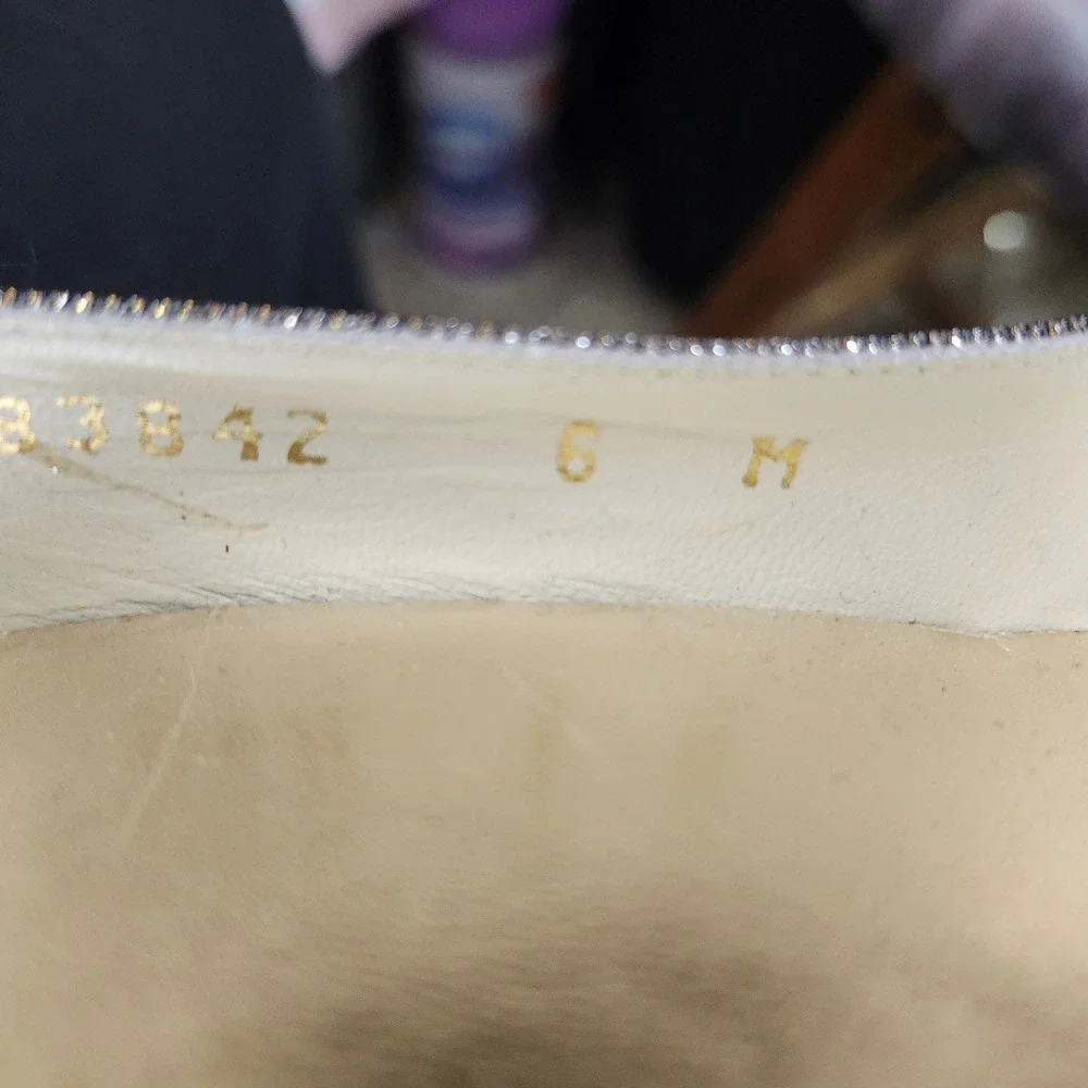 Stuart Weitzman stuart weitzman